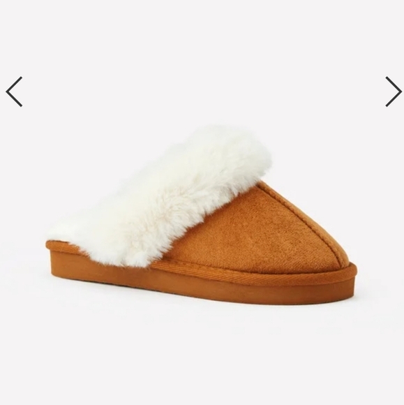 NWT Fab Kids fur trim slippers in biscuit size 10 - Picture 4 of 5